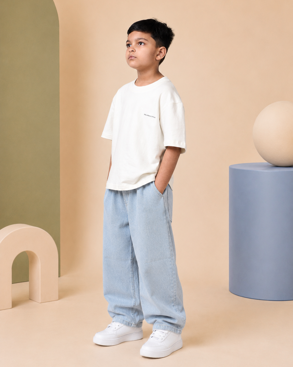 ☁️ Cloud Dancer Oversized T-Shirt