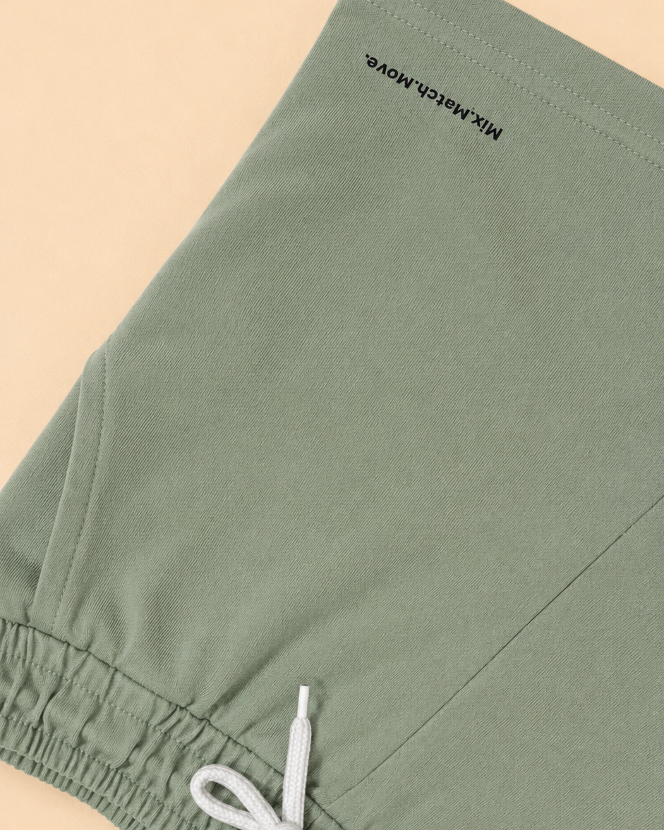 🌿 Mint Green Shorts